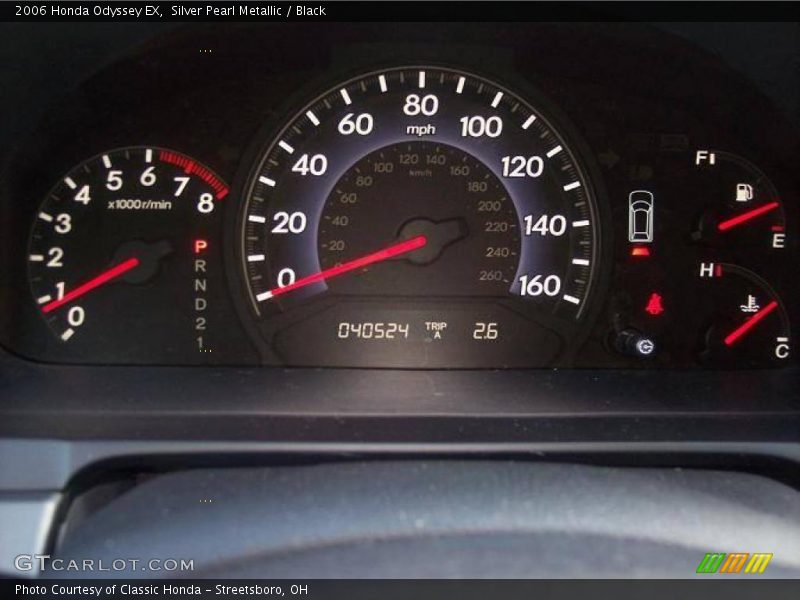 Silver Pearl Metallic / Black 2006 Honda Odyssey EX