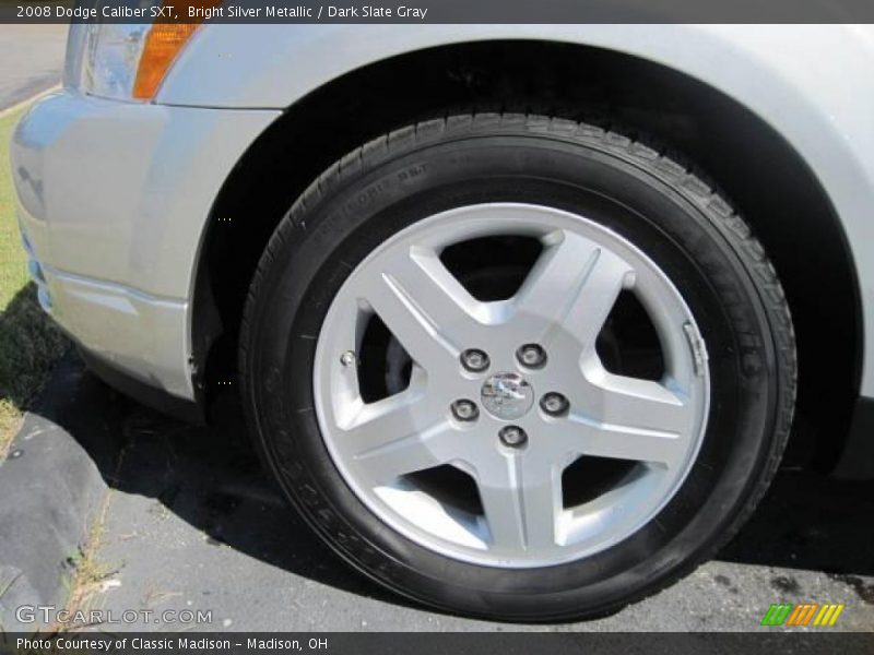 Bright Silver Metallic / Dark Slate Gray 2008 Dodge Caliber SXT