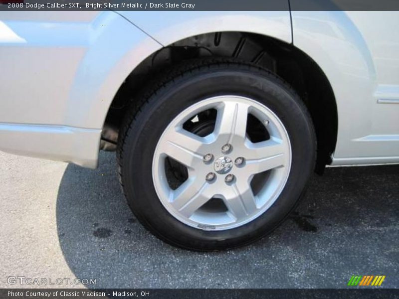 Bright Silver Metallic / Dark Slate Gray 2008 Dodge Caliber SXT