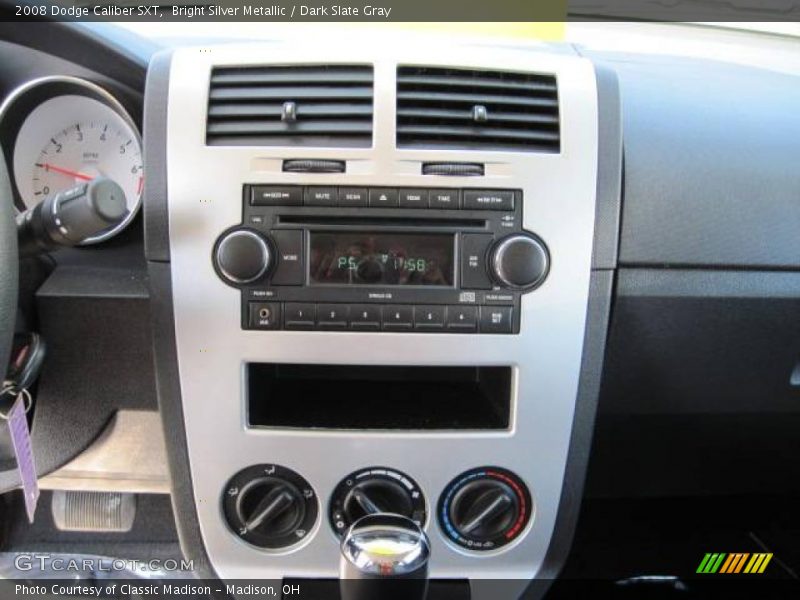 Bright Silver Metallic / Dark Slate Gray 2008 Dodge Caliber SXT