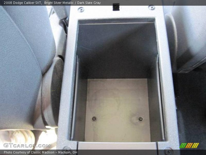 Bright Silver Metallic / Dark Slate Gray 2008 Dodge Caliber SXT