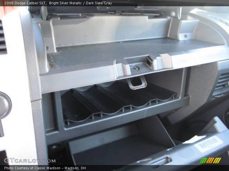 Bright Silver Metallic / Dark Slate Gray 2008 Dodge Caliber SXT