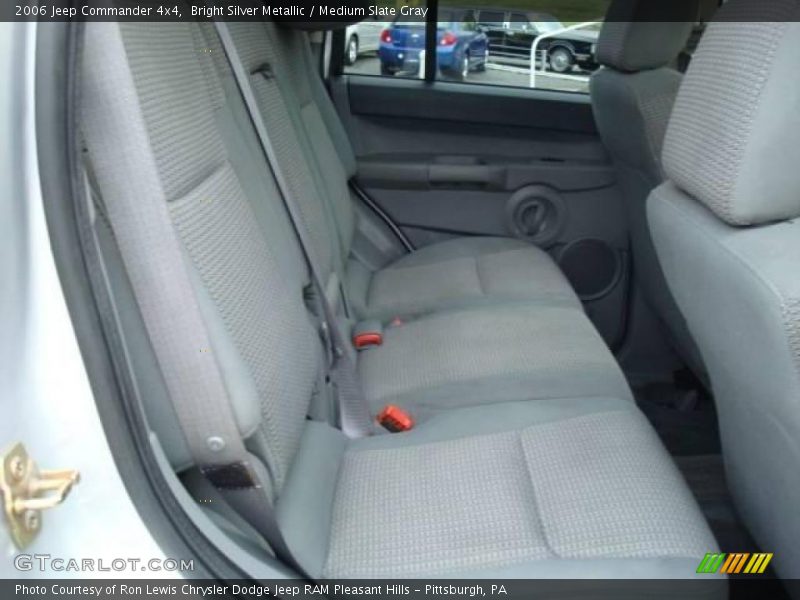 Bright Silver Metallic / Medium Slate Gray 2006 Jeep Commander 4x4