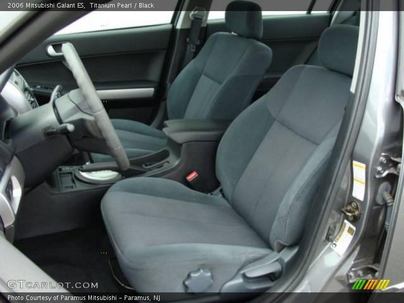 Titanium Pearl / Black 2006 Mitsubishi Galant ES