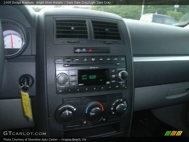 Bright Silver Metallic / Dark Slate Gray/Light Slate Gray 2008 Dodge Magnum