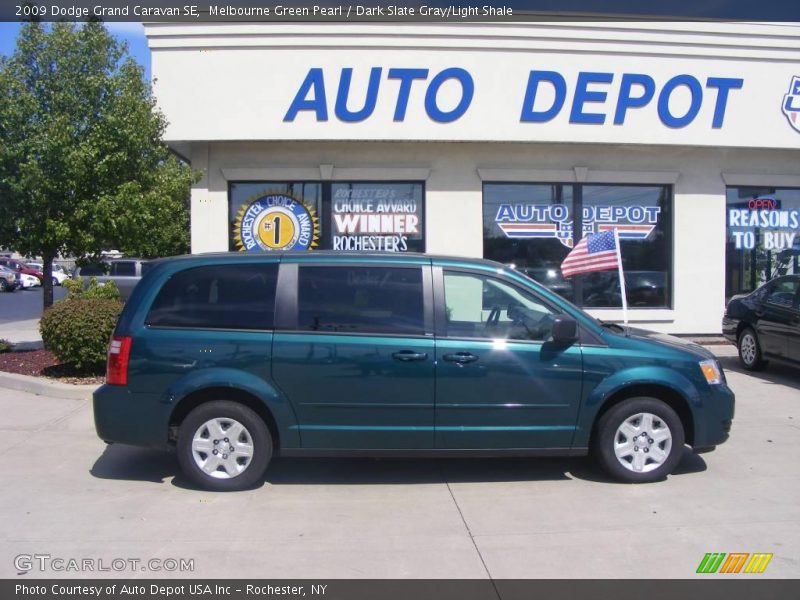Melbourne Green Pearl / Dark Slate Gray/Light Shale 2009 Dodge Grand Caravan SE