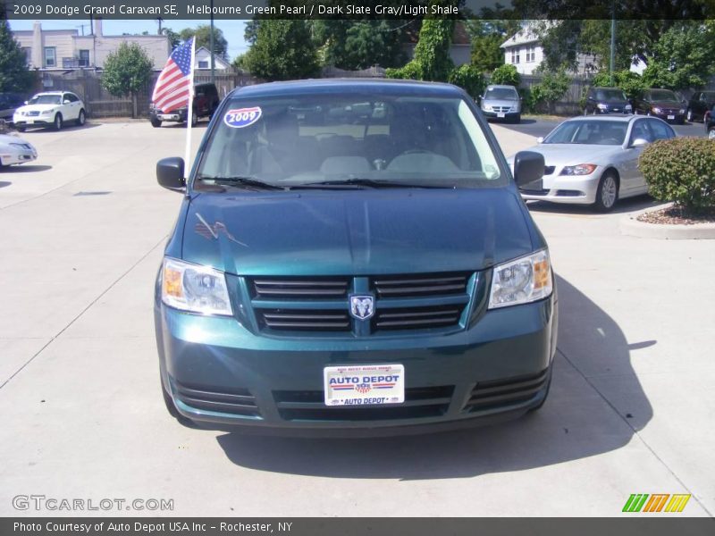 Melbourne Green Pearl / Dark Slate Gray/Light Shale 2009 Dodge Grand Caravan SE