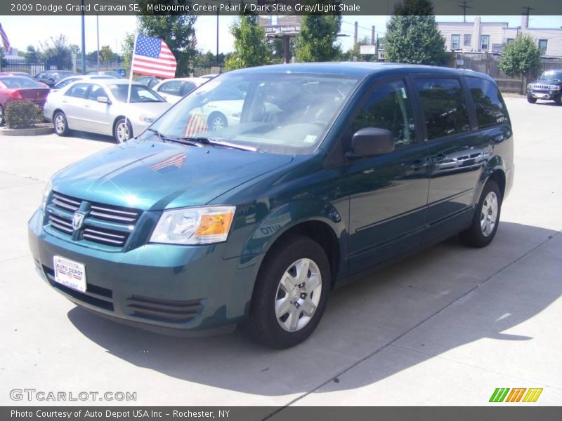 Melbourne Green Pearl / Dark Slate Gray/Light Shale 2009 Dodge Grand Caravan SE