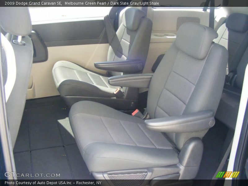 Melbourne Green Pearl / Dark Slate Gray/Light Shale 2009 Dodge Grand Caravan SE