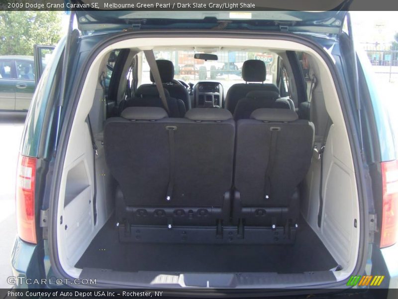Melbourne Green Pearl / Dark Slate Gray/Light Shale 2009 Dodge Grand Caravan SE