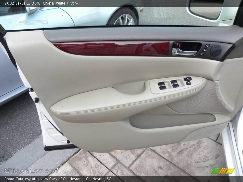 Crystal White / Ivory 2002 Lexus ES 300