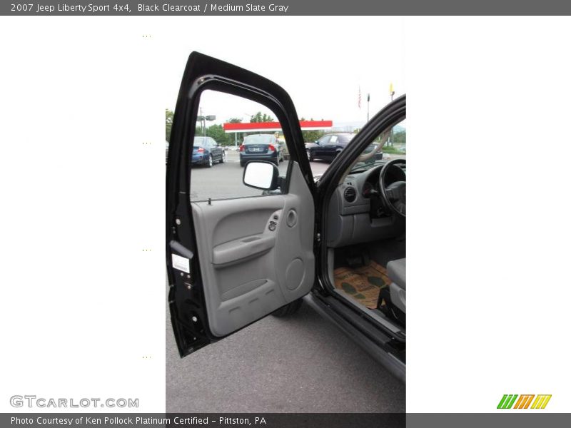Black Clearcoat / Medium Slate Gray 2007 Jeep Liberty Sport 4x4