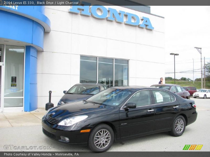 Black Onyx / Light Charcoal 2004 Lexus ES 330