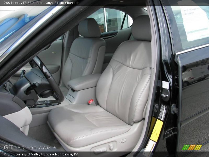 Black Onyx / Light Charcoal 2004 Lexus ES 330