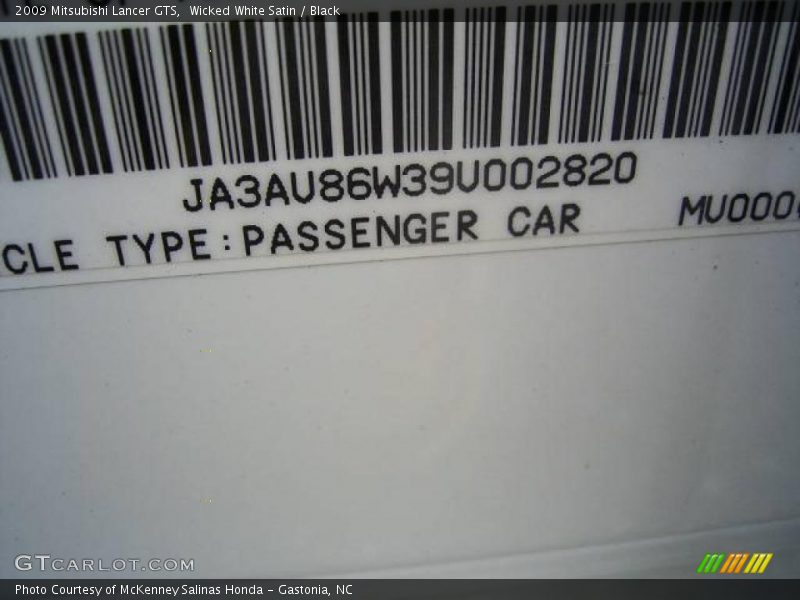 Wicked White Satin / Black 2009 Mitsubishi Lancer GTS