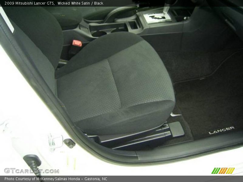 Wicked White Satin / Black 2009 Mitsubishi Lancer GTS