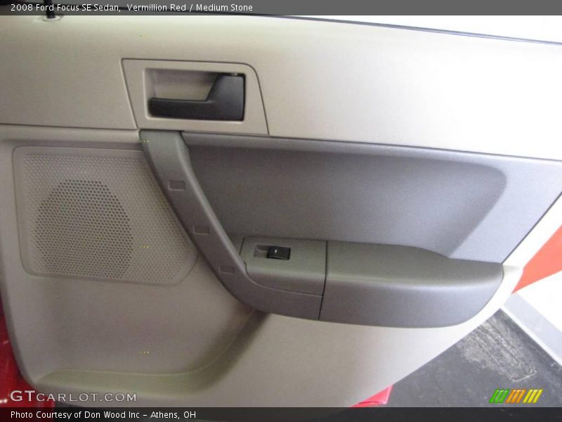 Vermillion Red / Medium Stone 2008 Ford Focus SE Sedan