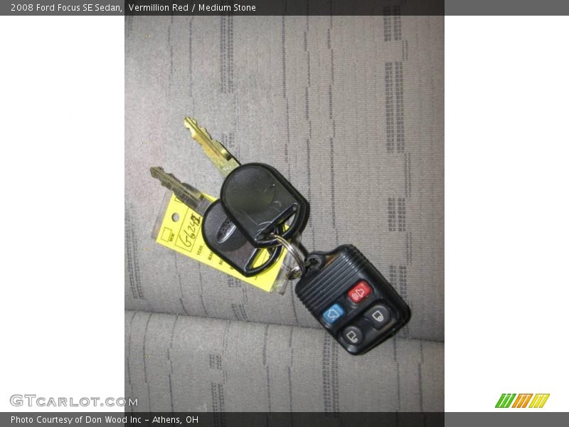 Vermillion Red / Medium Stone 2008 Ford Focus SE Sedan