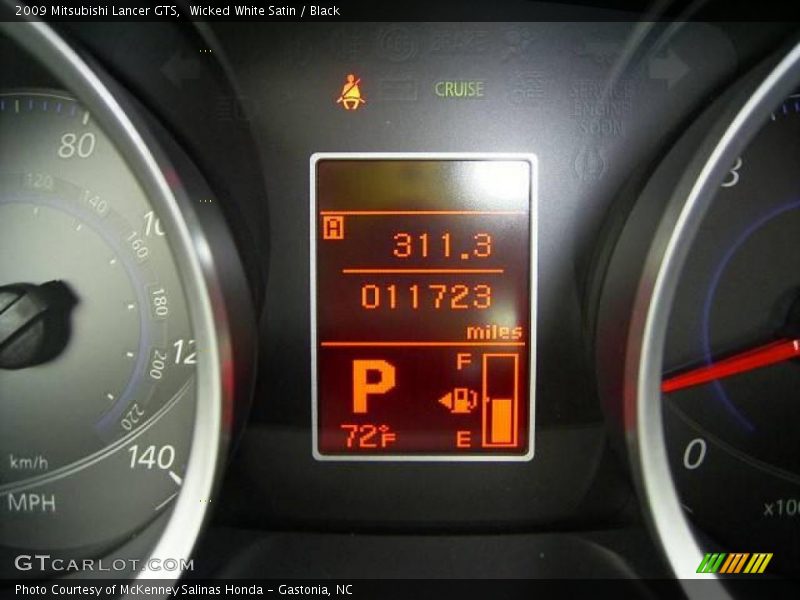 Wicked White Satin / Black 2009 Mitsubishi Lancer GTS