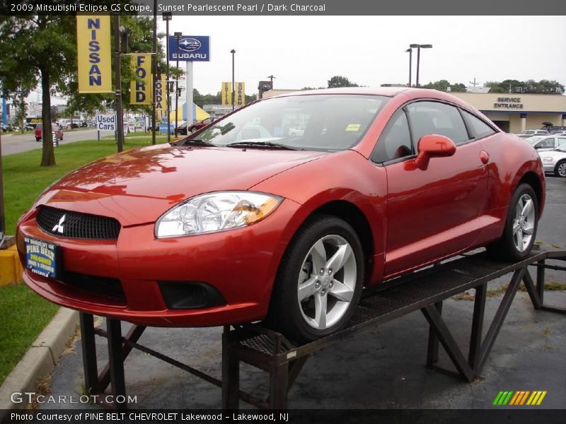 Sunset Pearlescent Pearl / Dark Charcoal 2009 Mitsubishi Eclipse GS Coupe