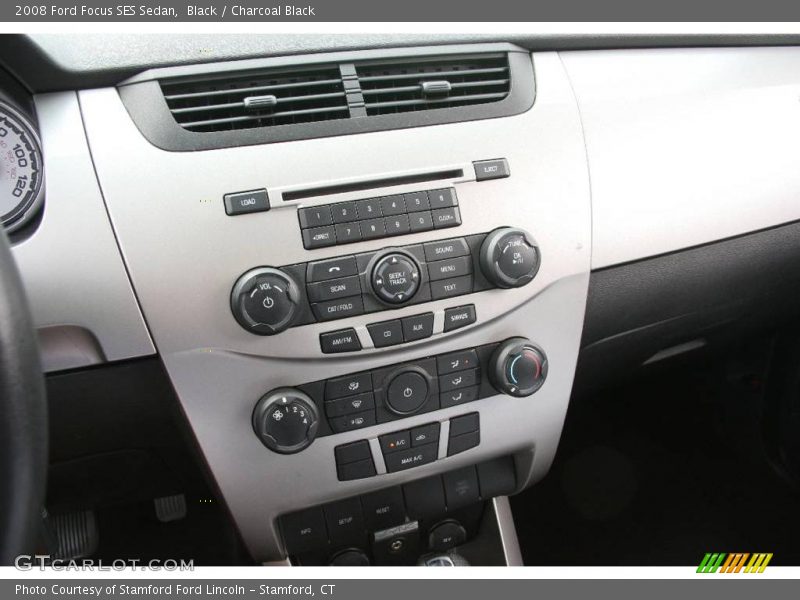 Black / Charcoal Black 2008 Ford Focus SES Sedan