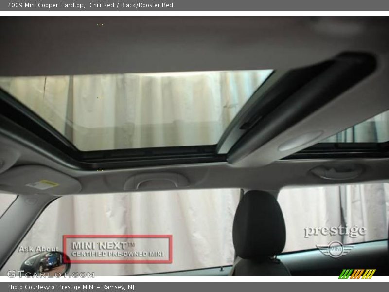 Chili Red / Black/Rooster Red 2009 Mini Cooper Hardtop