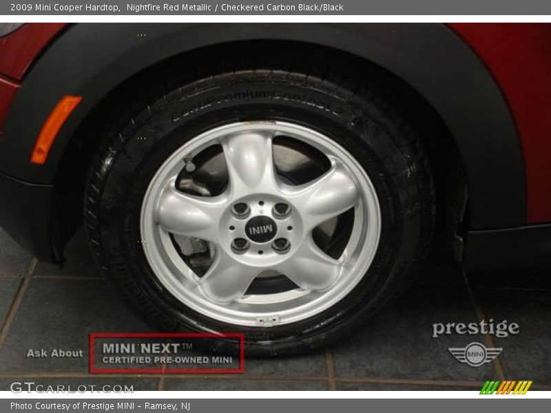 Nightfire Red Metallic / Checkered Carbon Black/Black 2009 Mini Cooper Hardtop
