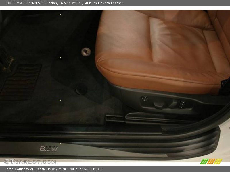 Alpine White / Auburn Dakota Leather 2007 BMW 5 Series 525i Sedan