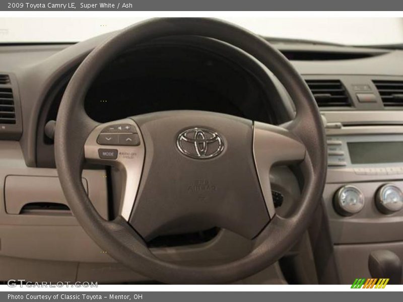 Super White / Ash 2009 Toyota Camry LE