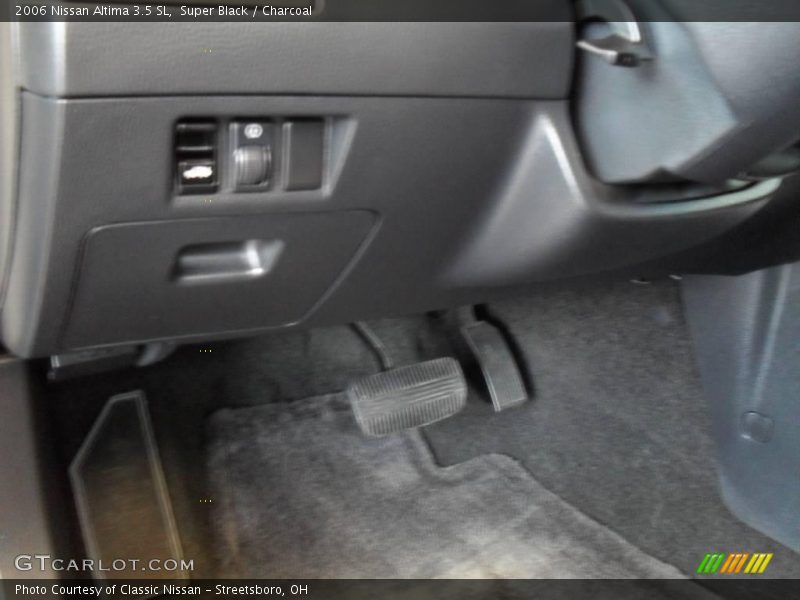 Super Black / Charcoal 2006 Nissan Altima 3.5 SL