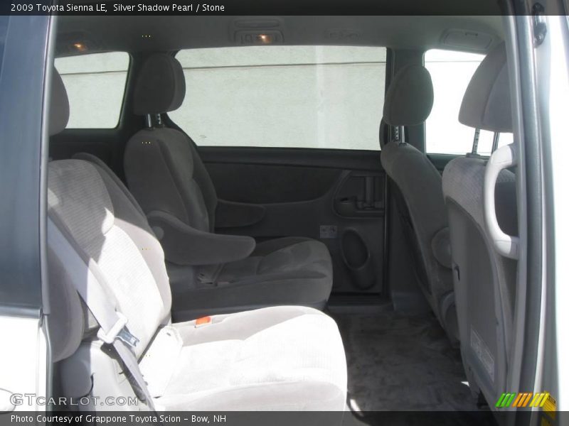 Silver Shadow Pearl / Stone 2009 Toyota Sienna LE