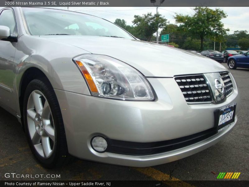 Liquid Silver Metallic / Black 2006 Nissan Maxima 3.5 SE