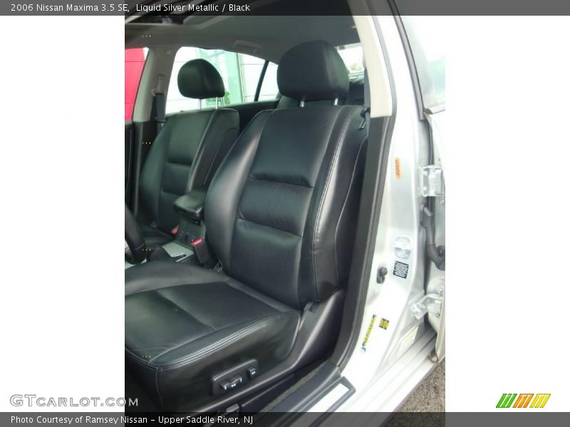 Liquid Silver Metallic / Black 2006 Nissan Maxima 3.5 SE