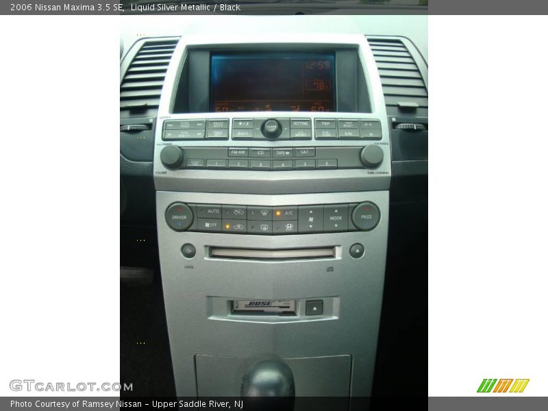 Liquid Silver Metallic / Black 2006 Nissan Maxima 3.5 SE