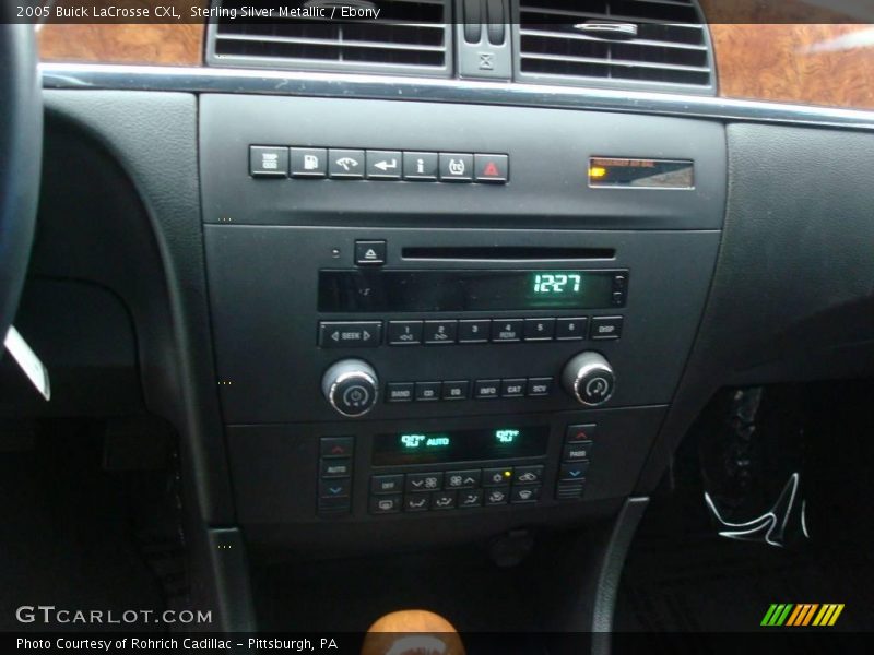 Sterling Silver Metallic / Ebony 2005 Buick LaCrosse CXL