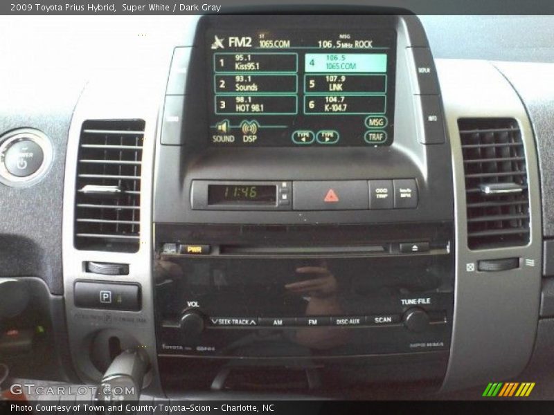 Super White / Dark Gray 2009 Toyota Prius Hybrid