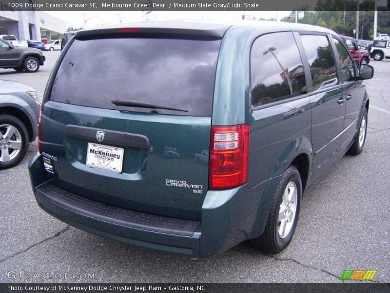 Melbourne Green Pearl / Medium Slate Gray/Light Shale 2009 Dodge Grand Caravan SE