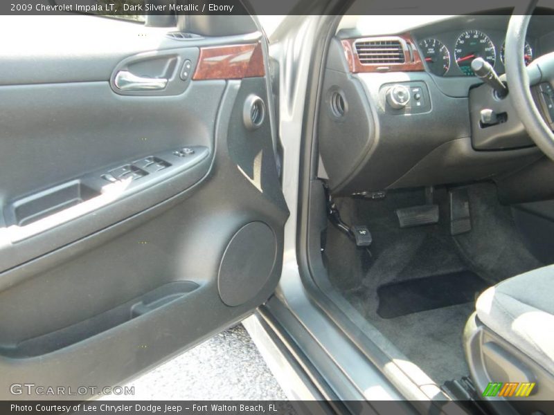 Dark Silver Metallic / Ebony 2009 Chevrolet Impala LT