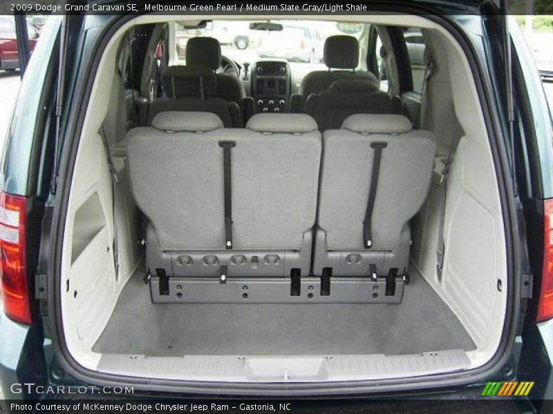 Melbourne Green Pearl / Medium Slate Gray/Light Shale 2009 Dodge Grand Caravan SE