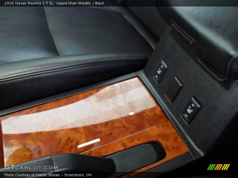 Liquid Silver Metallic / Black 2006 Nissan Maxima 3.5 SL