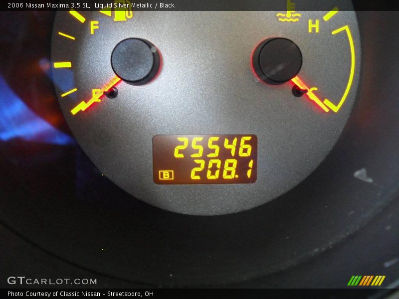 Liquid Silver Metallic / Black 2006 Nissan Maxima 3.5 SL