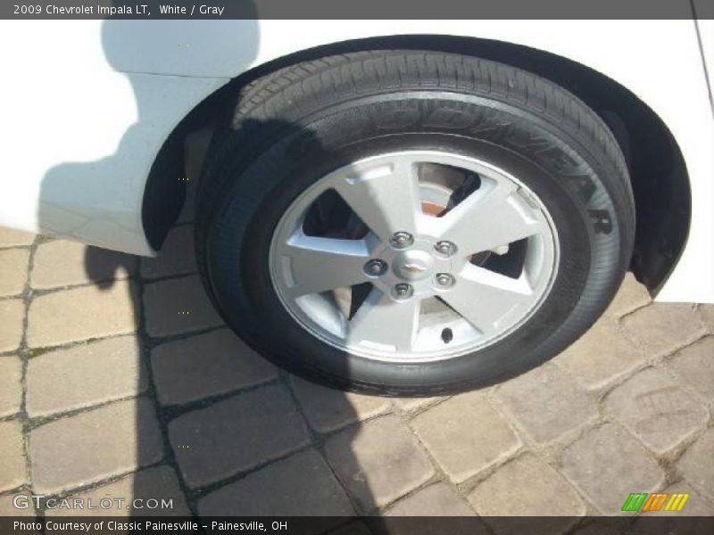 White / Gray 2009 Chevrolet Impala LT