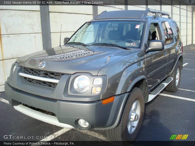 Gold Rush Metallic / Gray Celadon 2002 Nissan Xterra XE V6 SC 4x4