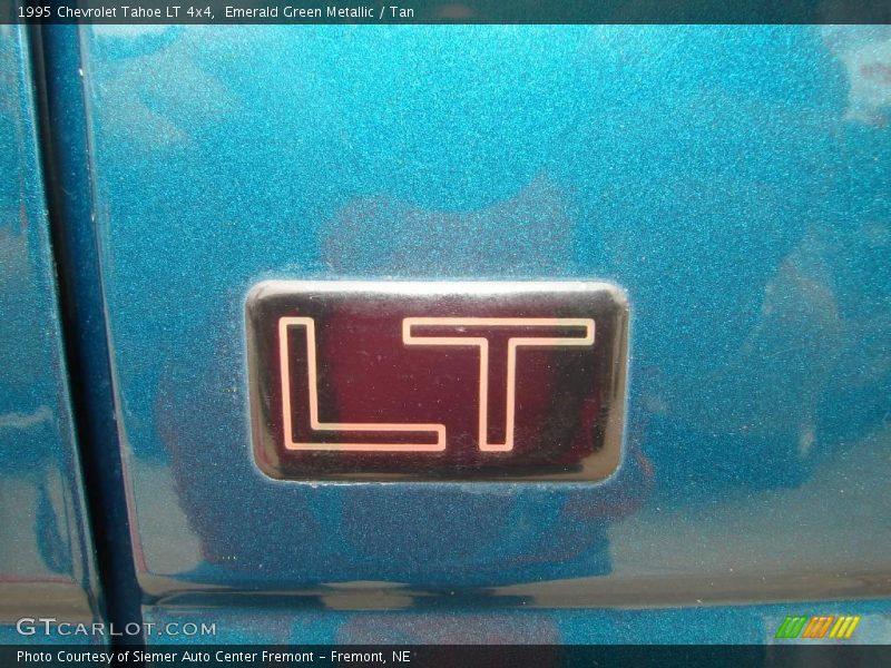 Emerald Green Metallic / Tan 1995 Chevrolet Tahoe LT 4x4