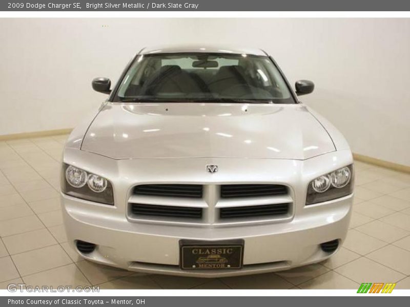Bright Silver Metallic / Dark Slate Gray 2009 Dodge Charger SE