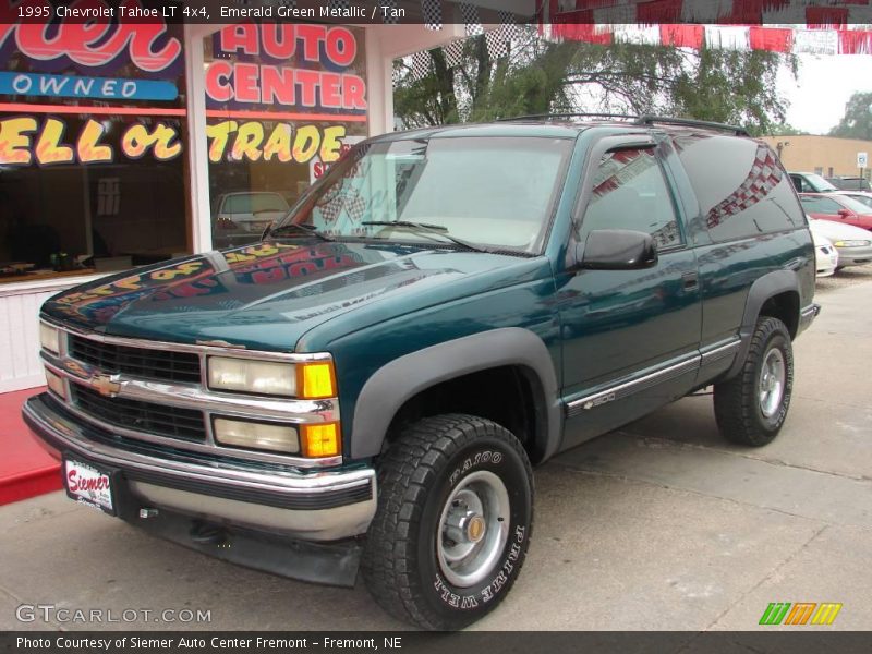 Emerald Green Metallic / Tan 1995 Chevrolet Tahoe LT 4x4