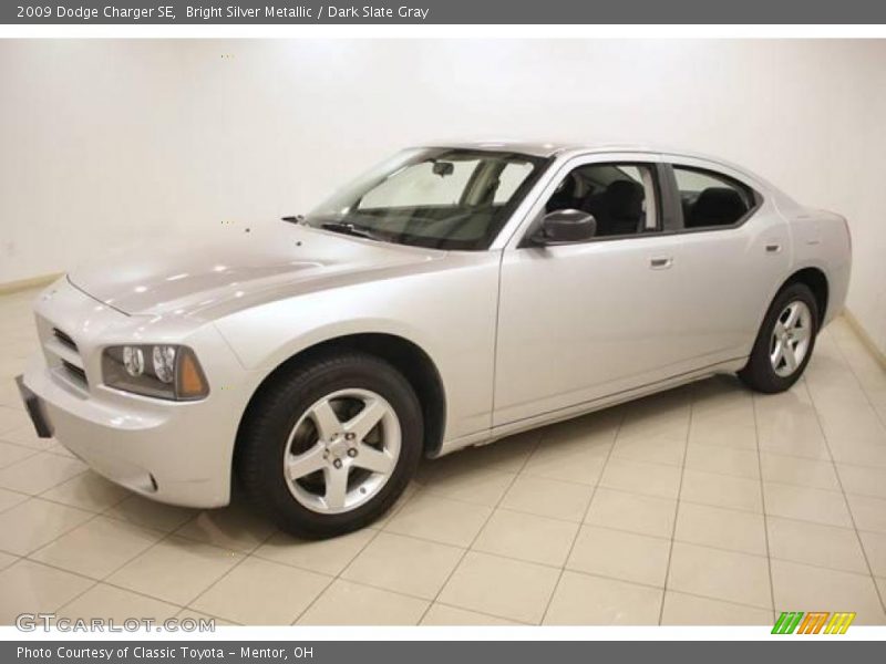 Bright Silver Metallic / Dark Slate Gray 2009 Dodge Charger SE