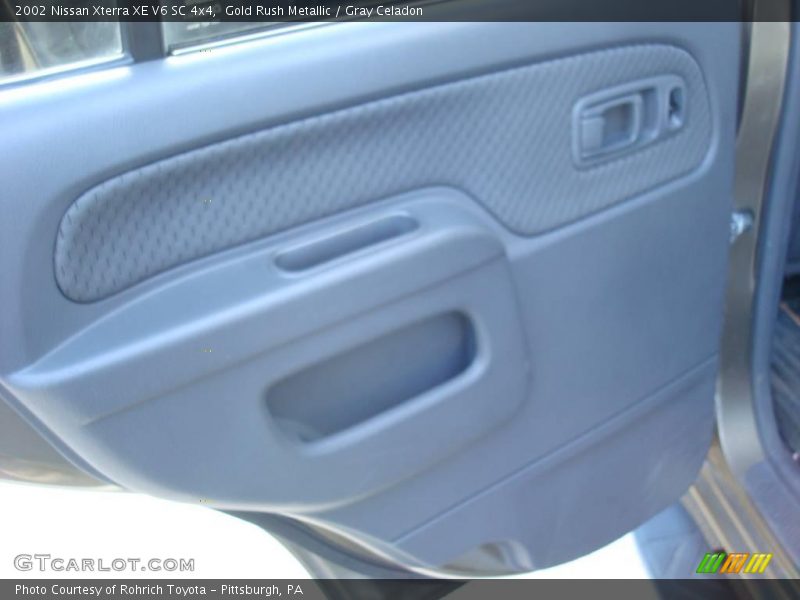 Gold Rush Metallic / Gray Celadon 2002 Nissan Xterra XE V6 SC 4x4