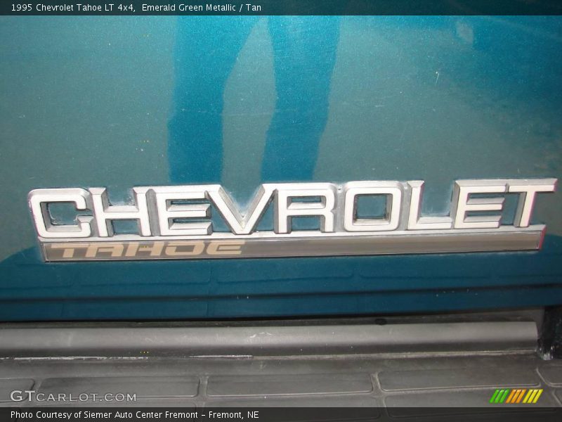 Emerald Green Metallic / Tan 1995 Chevrolet Tahoe LT 4x4
