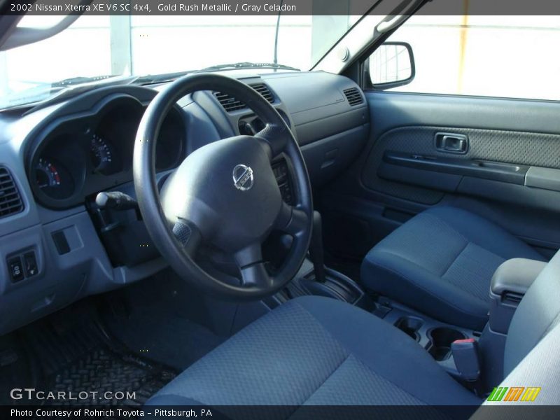 Gold Rush Metallic / Gray Celadon 2002 Nissan Xterra XE V6 SC 4x4